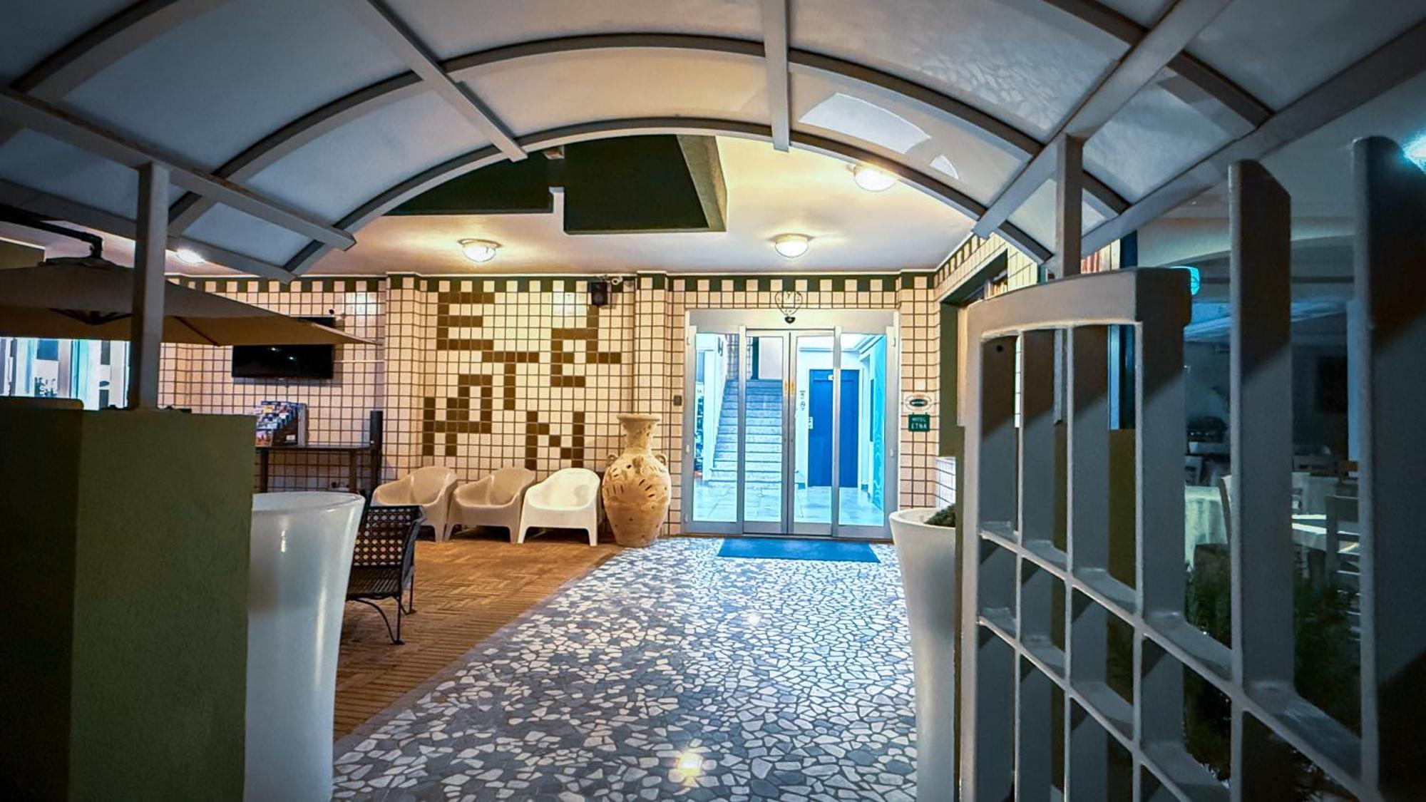Hotel Etna - Nuova Gestione Romagnola All-Inclusive Spiaggia Parcheggio Riccione Exterior foto
